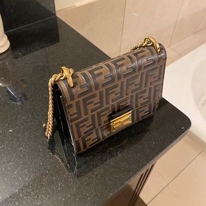 FENDI KAN U BAG